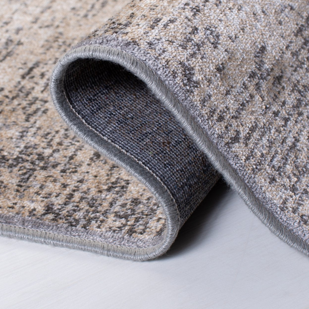 SAFAVIEH Atlas Elsie Distressed Area Rug, Charcoal/Grey, 5'3" x 7'7"