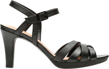 adriel wavy womens sandals