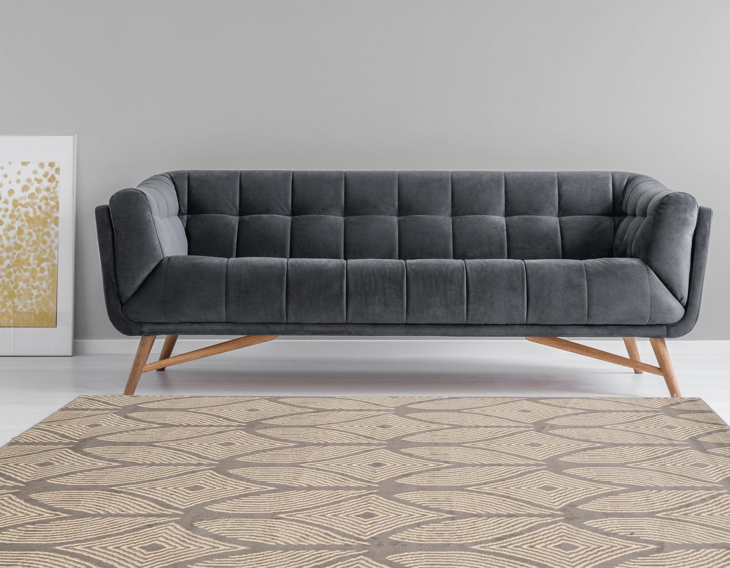 Capri Henley Light Grey & Bone 4' 3" x 7' 3" Area Rug