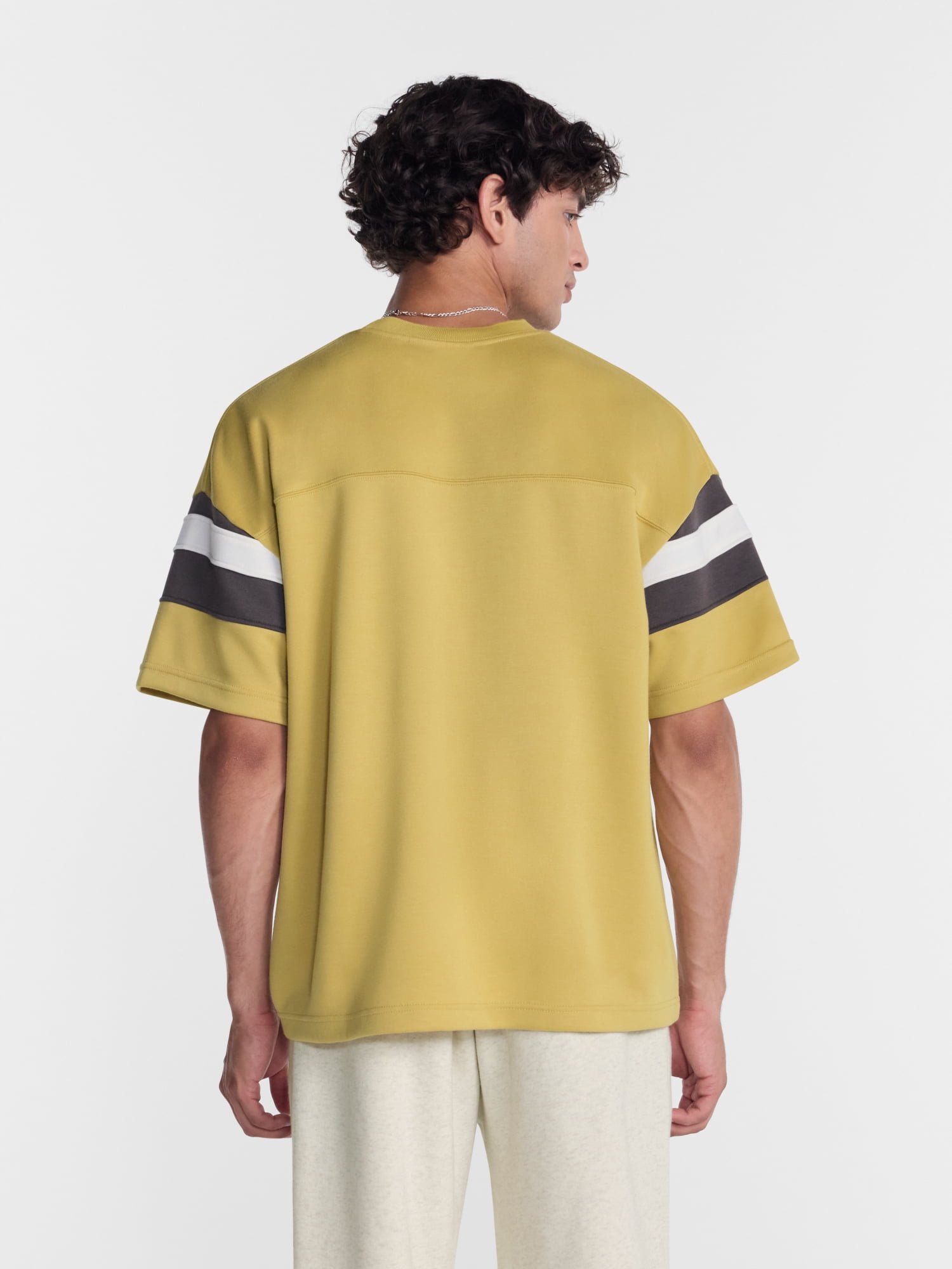 No Boundaries Sporty Color Block Tee with Short Sleeves, Men's & Big Men's XS-5XB