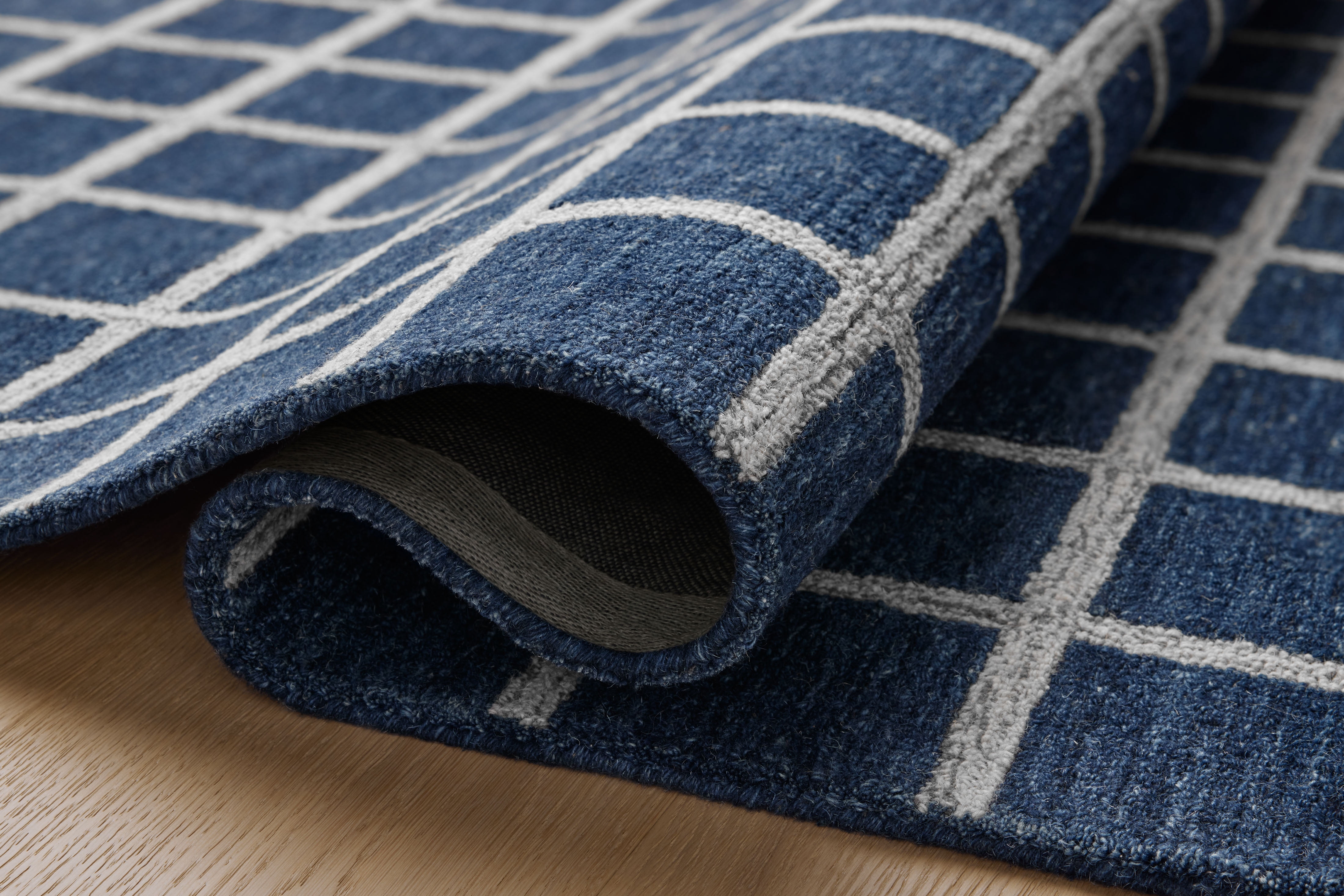 Chris Loves Julia x Loloi Polly Navy / Silver 2'-6" x 9'-9" Runner Rug
