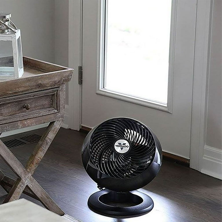 Vornado 660 Large 4 Speed Vortex Whole Room Air Circulator Floor Fan, Black Vornado 660 Large 4 Speed Vortex Whole Room Air Circulator Floor Fan, Black