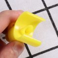 thumbnail image 1 of TABLZONE 10Ud Bebedero Para Pollos Color Amarillo Ligero Con Conexión Para Tubería PP, 1 of 5