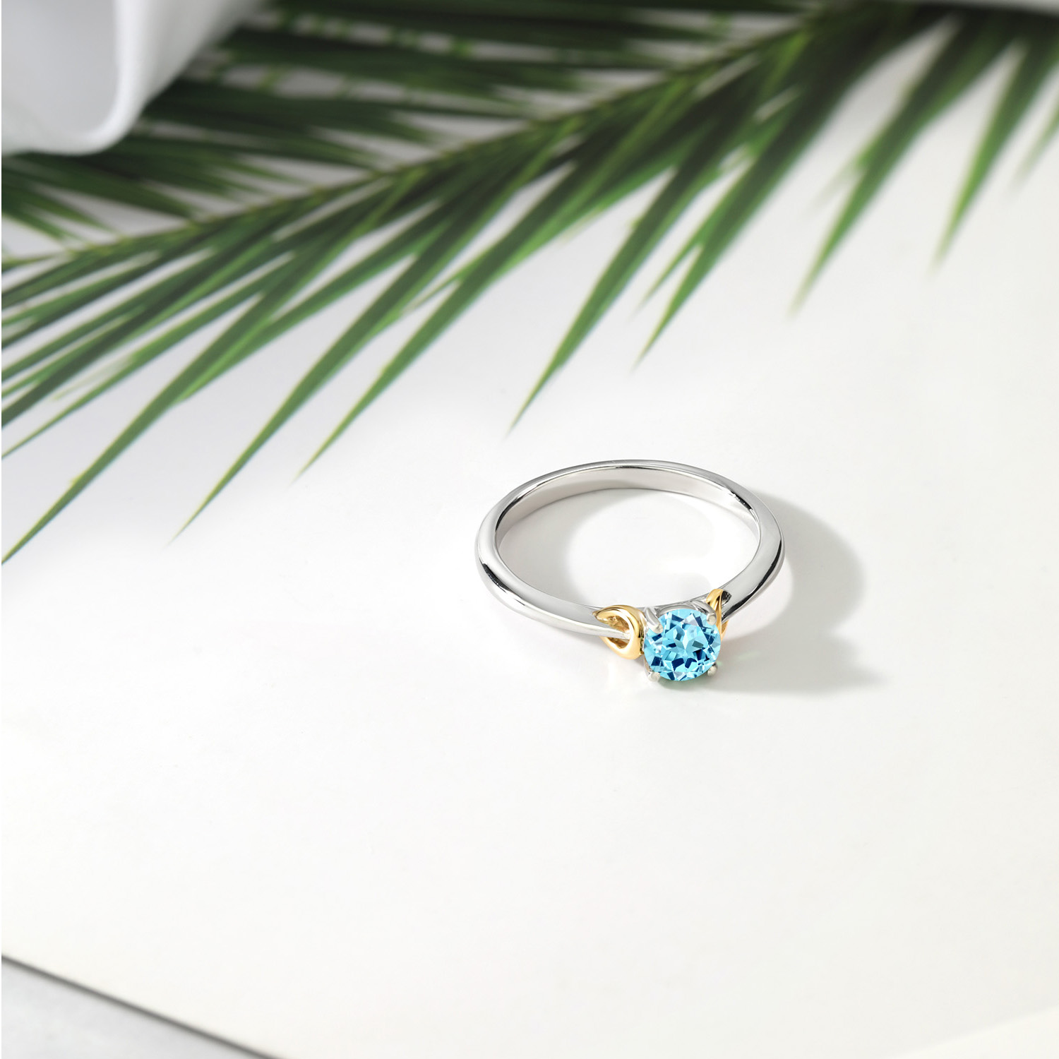 Gem Stone King 925 Sterling Silver and 10K Yellow Gold Blue Apatite Solitaire Engagement Ring for Women (0.50 Cttw, Round 5MM, Gemstone Birthstone, Size 6)