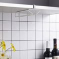 thumbnail image 2 of Juego de soportes para copas de vino, soporte para copas de vino debajo del gabinete, soporte de almacenamiento para hasta 3 copas de vino para gabinete, cocina, bar (blanco, 1 paquete), 2 of 5
