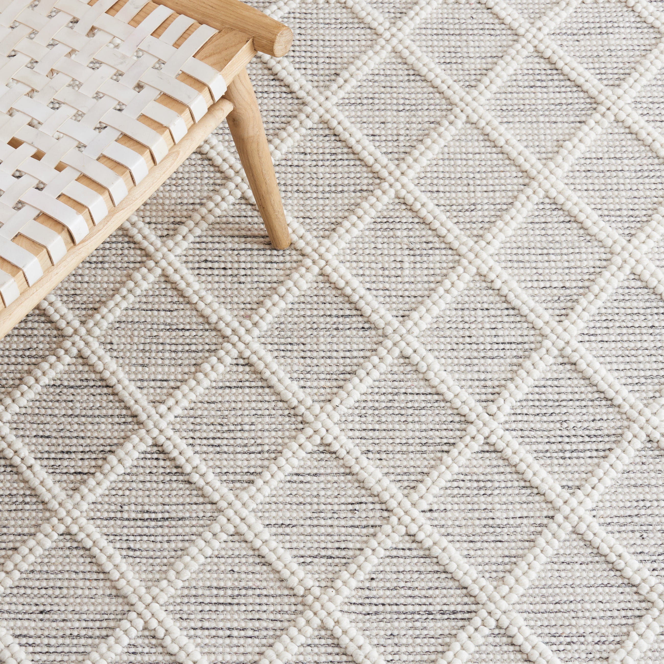 SAFAVIEH Vermont Willard Trellis Area Rug, Black/Ivory, 8' x 10'