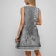 thumbnail image 5 of Camisón de poliéster para mujer, vestido de tirantes con cuello en V y botones para vacaciones de primavera y verano., 5 of 8