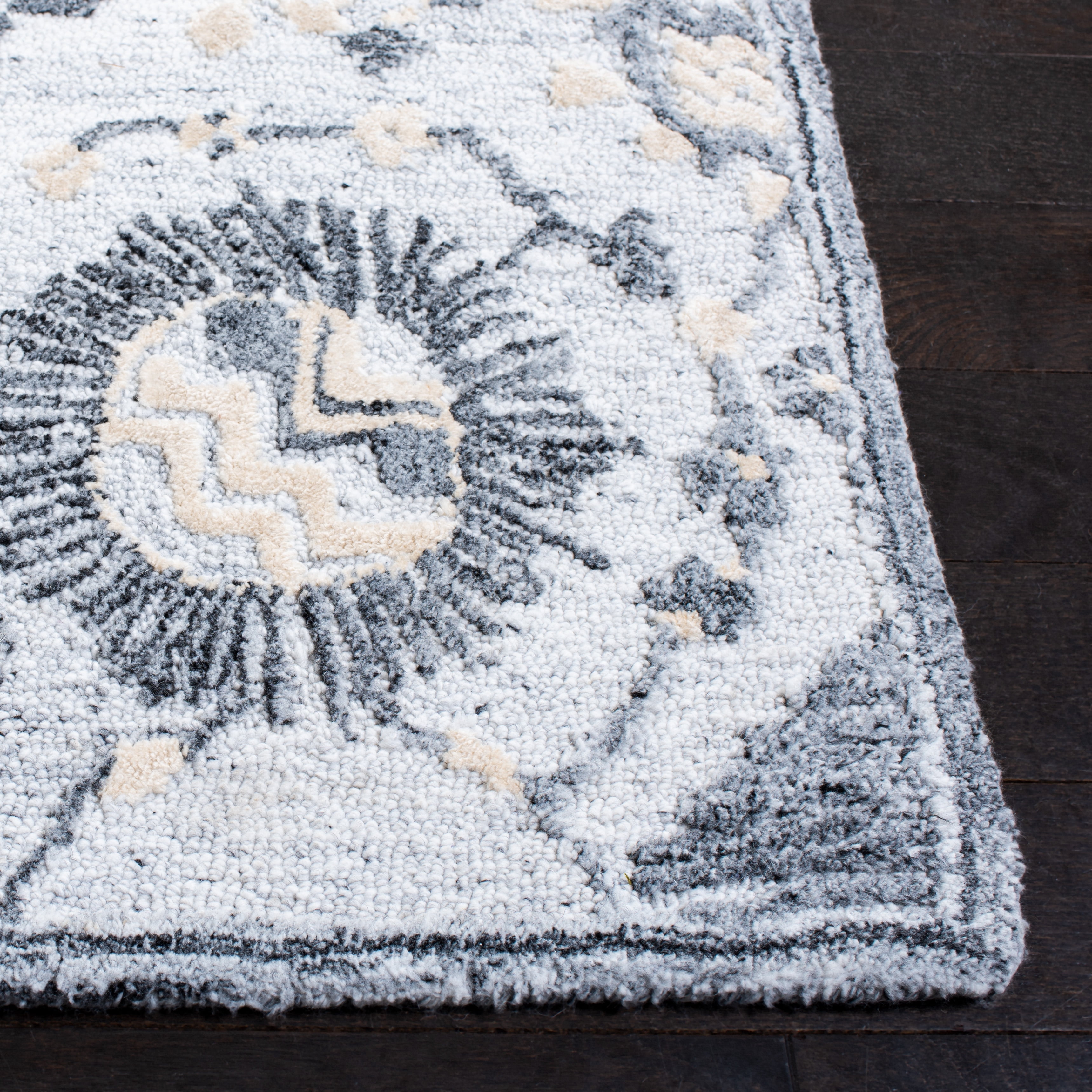 SAFAVIEH Glamour Quinten Floral Runner Rug, Ivory/Grey, 2'3" x 8'