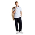thumbnail image 3 of Polo Tommy Hilfiger de algodón líquido de corte regular para hombre, 3 of 5