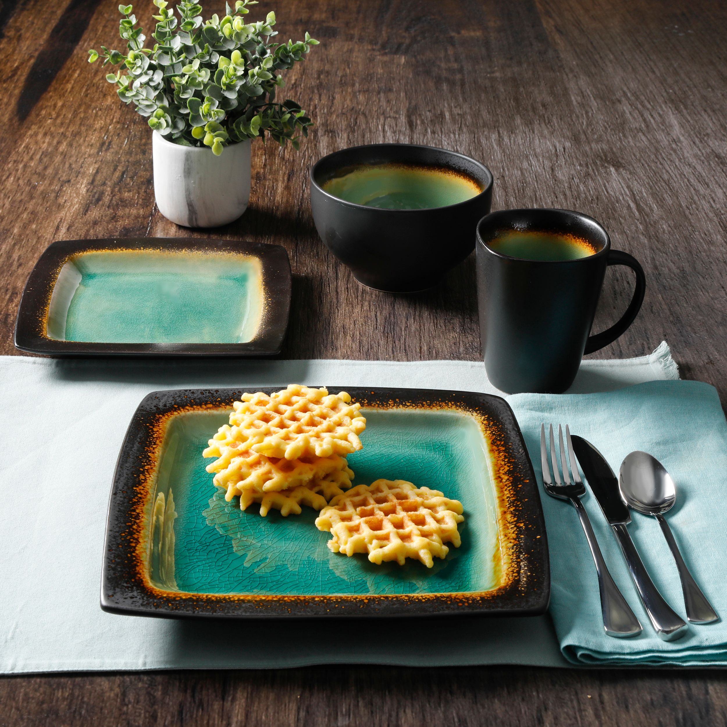 Gibson Home Ocean Oasis 16-Piece Dinnerware Set, Turquoise - image 2 of 10