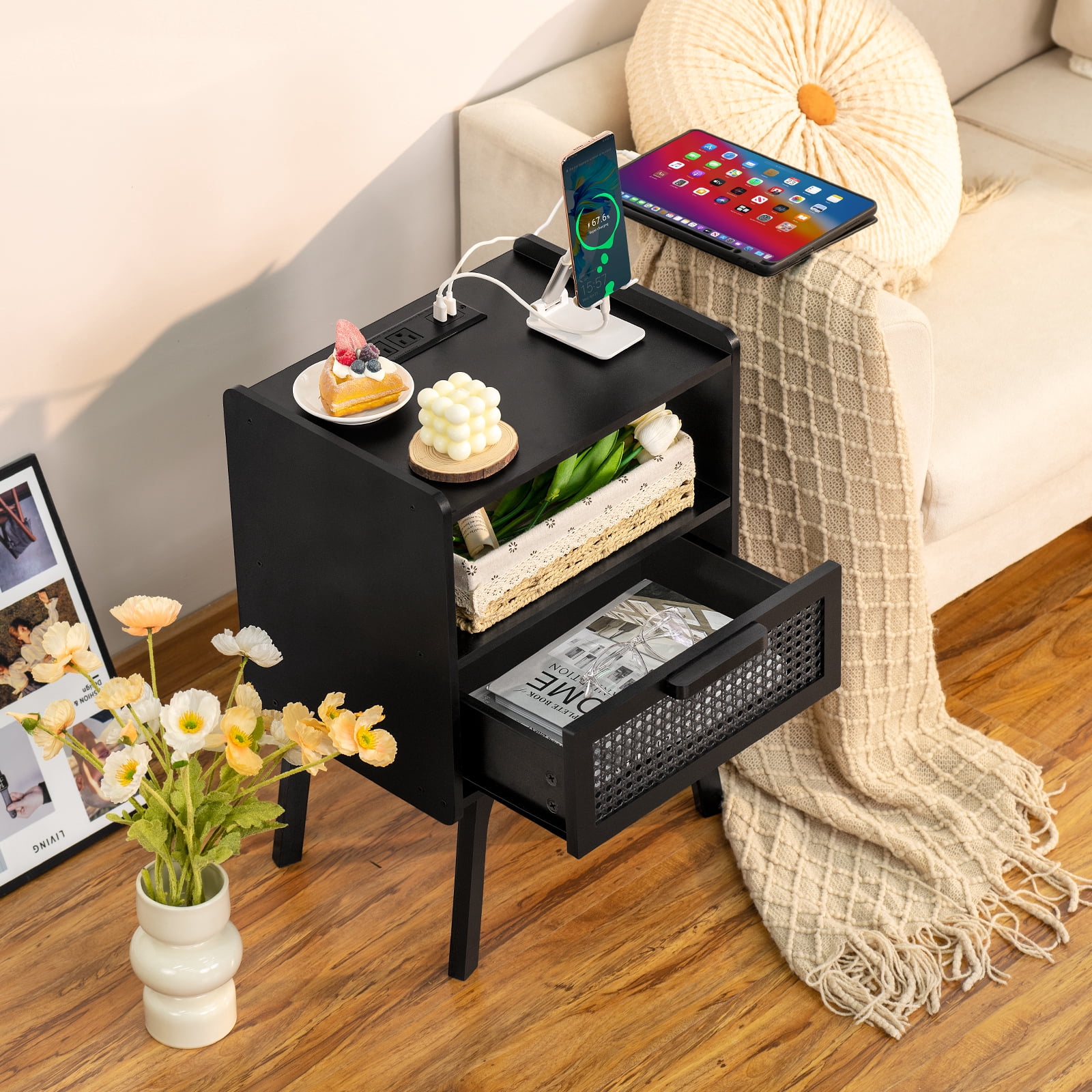 LEYAOYAO Nightstand with USB Ports, Woven Rattan Bedside Table with 1 Drawer and Lift-Up Legs, for Boho Bedroom, Black