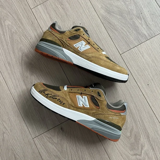 SIGNED New Balance Numeric 933 Andrew Reynolds | Mens Sz 10 | Camel Wheat Brown