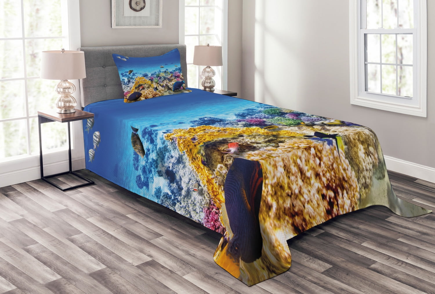 Fish Bedspread Set Twin Size, Underwater Sea World Scene with Goldfish