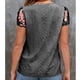 thumbnail image 3 of Blusa negra de moda para mujer con mangas cortas y detalle calado, talla L, escote en V, parte superior de encaje de crochet, 3 of 5