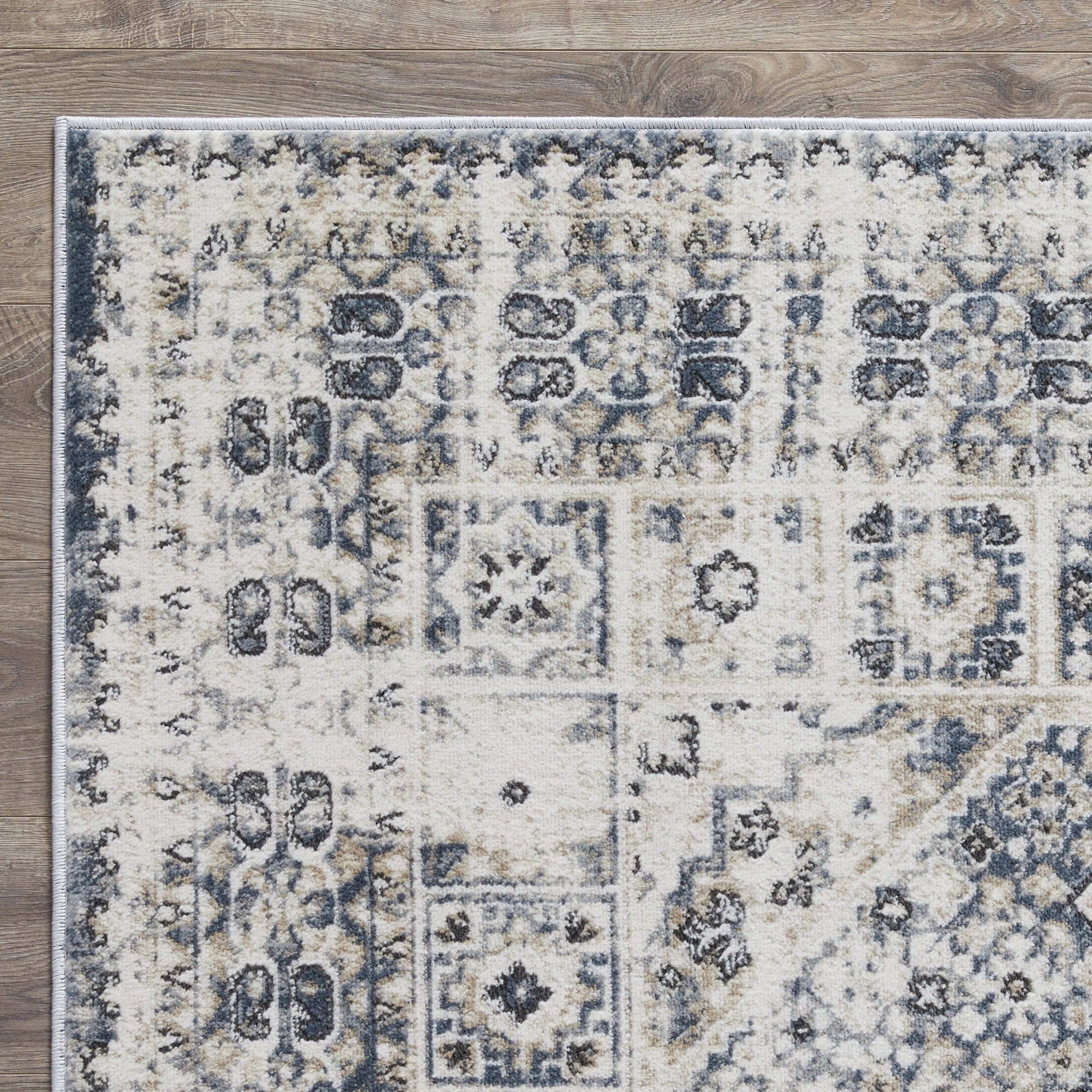 Loomaknoti Kehleigh Avelanz 5' x 7' Blue Oriental Indoor Area Rug
