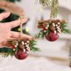 thumbnail image 5 of Campanas Navideñas, Campanillas de Piña Navideñas, Decoración Festiva para El Árbol de Navidad, Decoración Colgante para La Habitación, 5 of 6