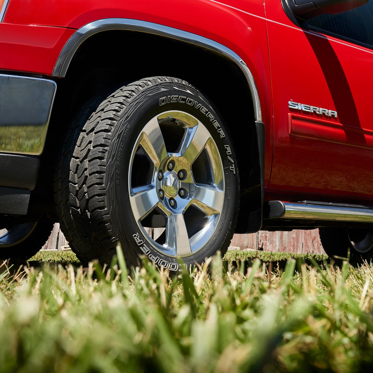 Cooper Discoverer A/T All-Season 245/65R17 107T Tire Fits: 2004 Jeep Grand Cherokee Overland, 2019 Jeep Cherokee Trailhawk Elite