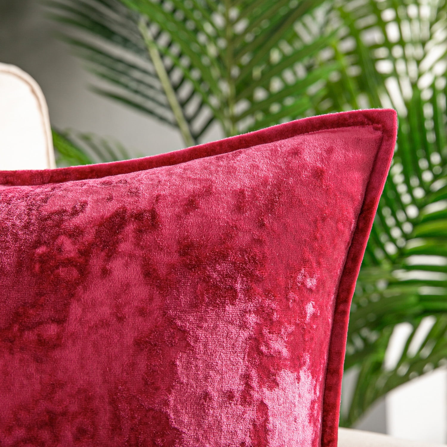 Cojín 50x50 Shiny Velvet Deep Rose CannonHome