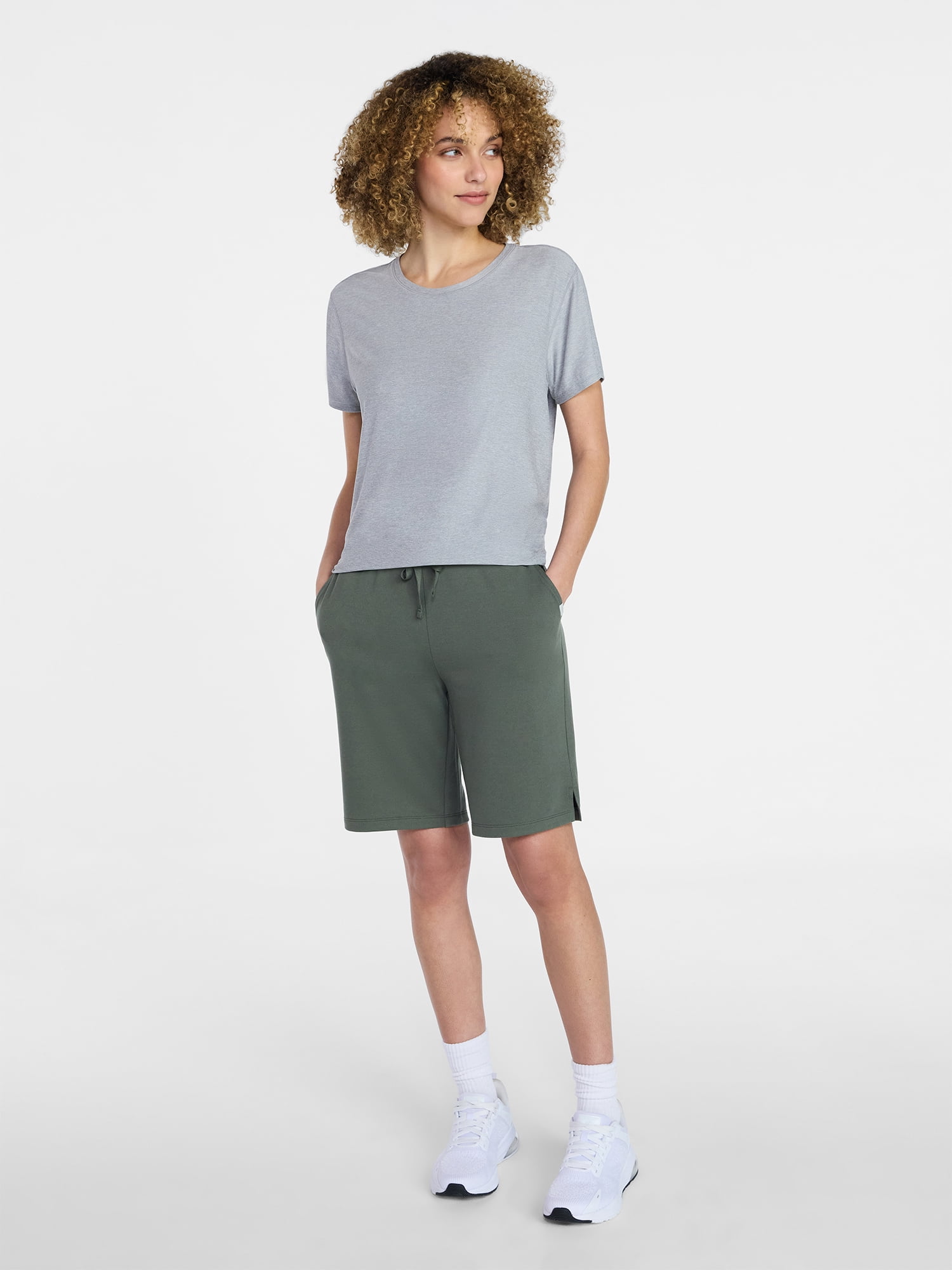 Athletic Works Women's and Women's Plus Relaxed ButterCore Tee with Short Sleeves, Sizes XS-4X