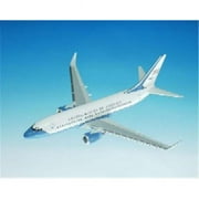 Daron Worldwide C-40B Resin Model Airplane