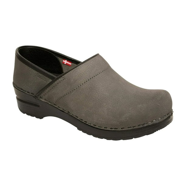 sanita men's clogs