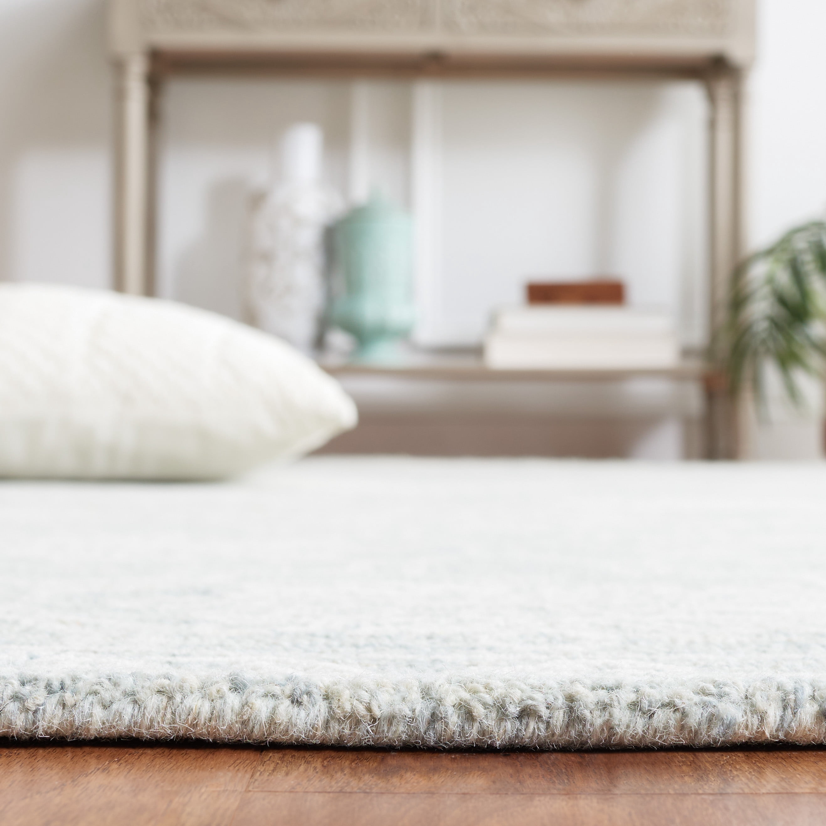 SAFAVIEH Micro-Loop Valery Medallion Area Rug, Light Grey/Ivory, 6' x 6' Square