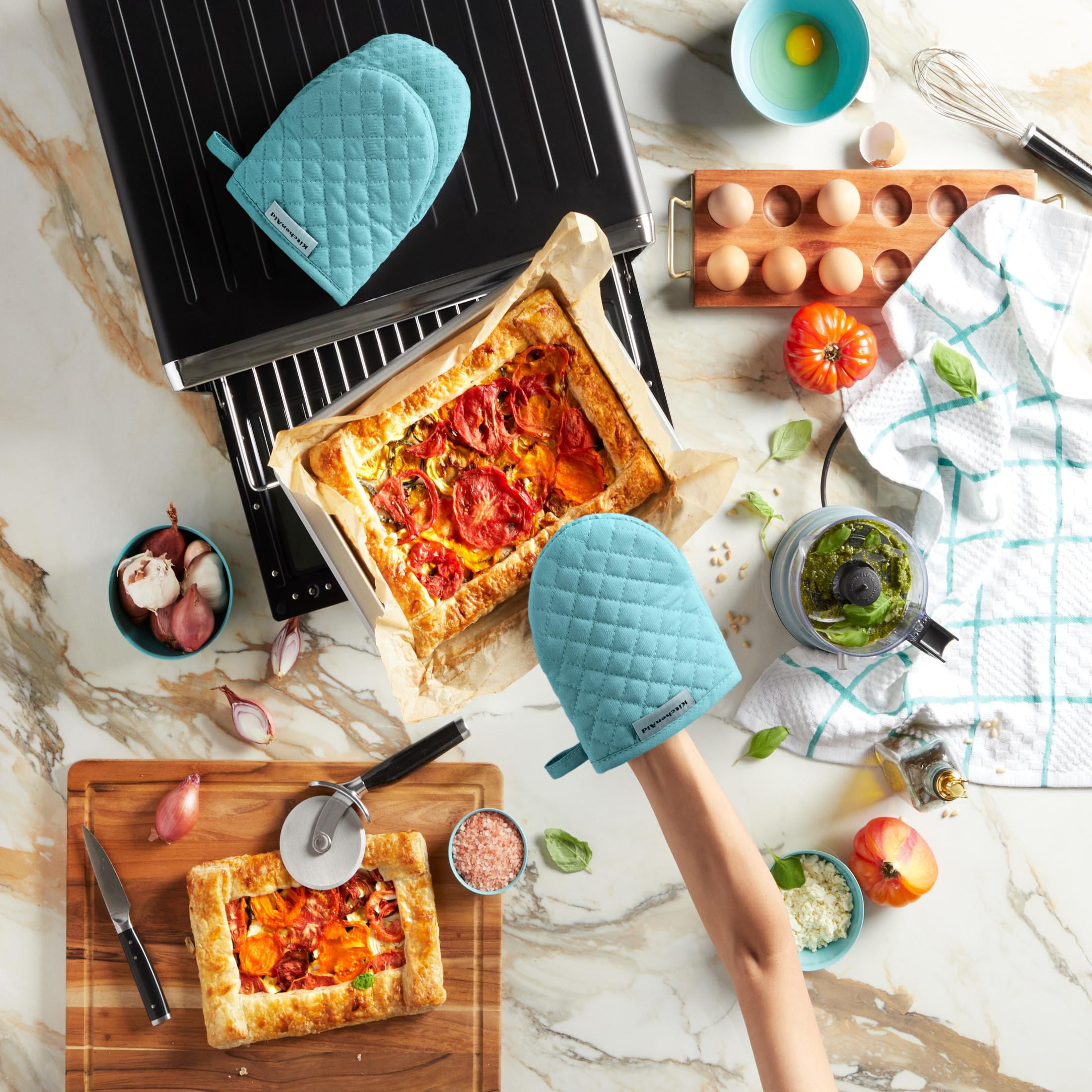 KitchenAid Asteroid Mini Oven Mitt Set, Mineral Water Aqua/White, 5.5"x8", Set of 2
