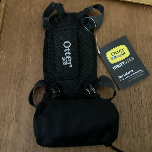 RHEA- Otterbox Utility Series Latch Ii Case With Accessory Bag For 7-8 Inch Tablets