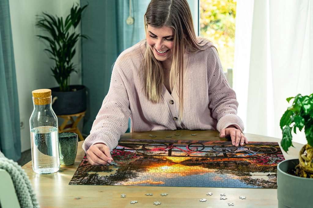 Ravensburger - Bicycles in Amsterdam - 1000 Piece Jigsaw Puzzle