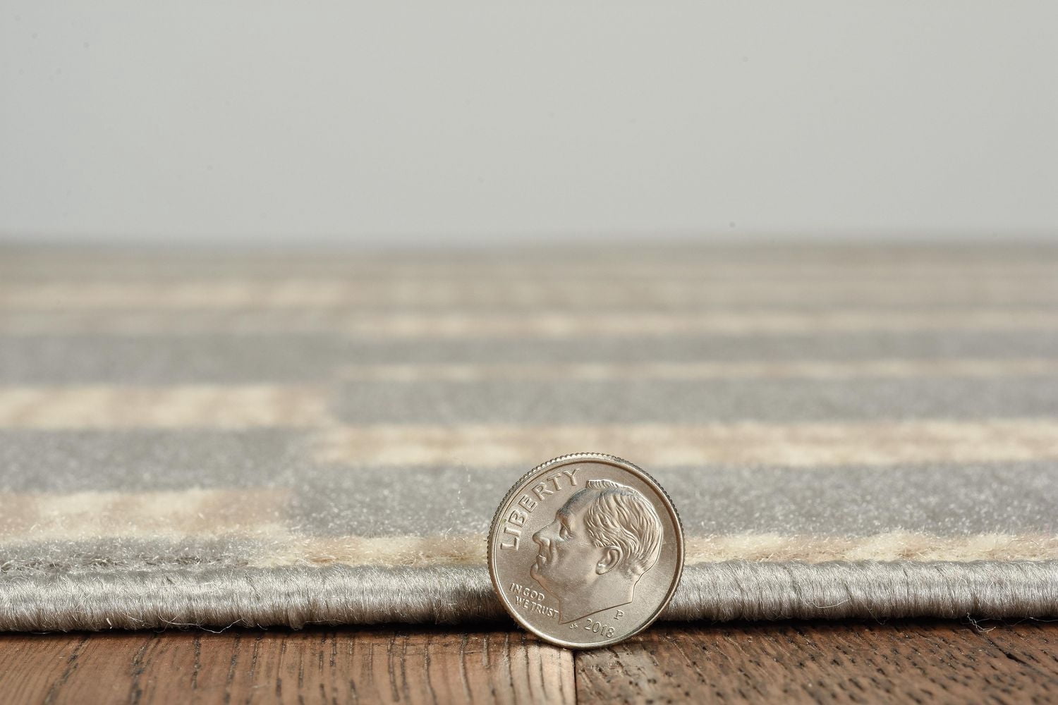 Capri Leslie Light Grey & Bone 6' 5" x 9' 3" Area Rug