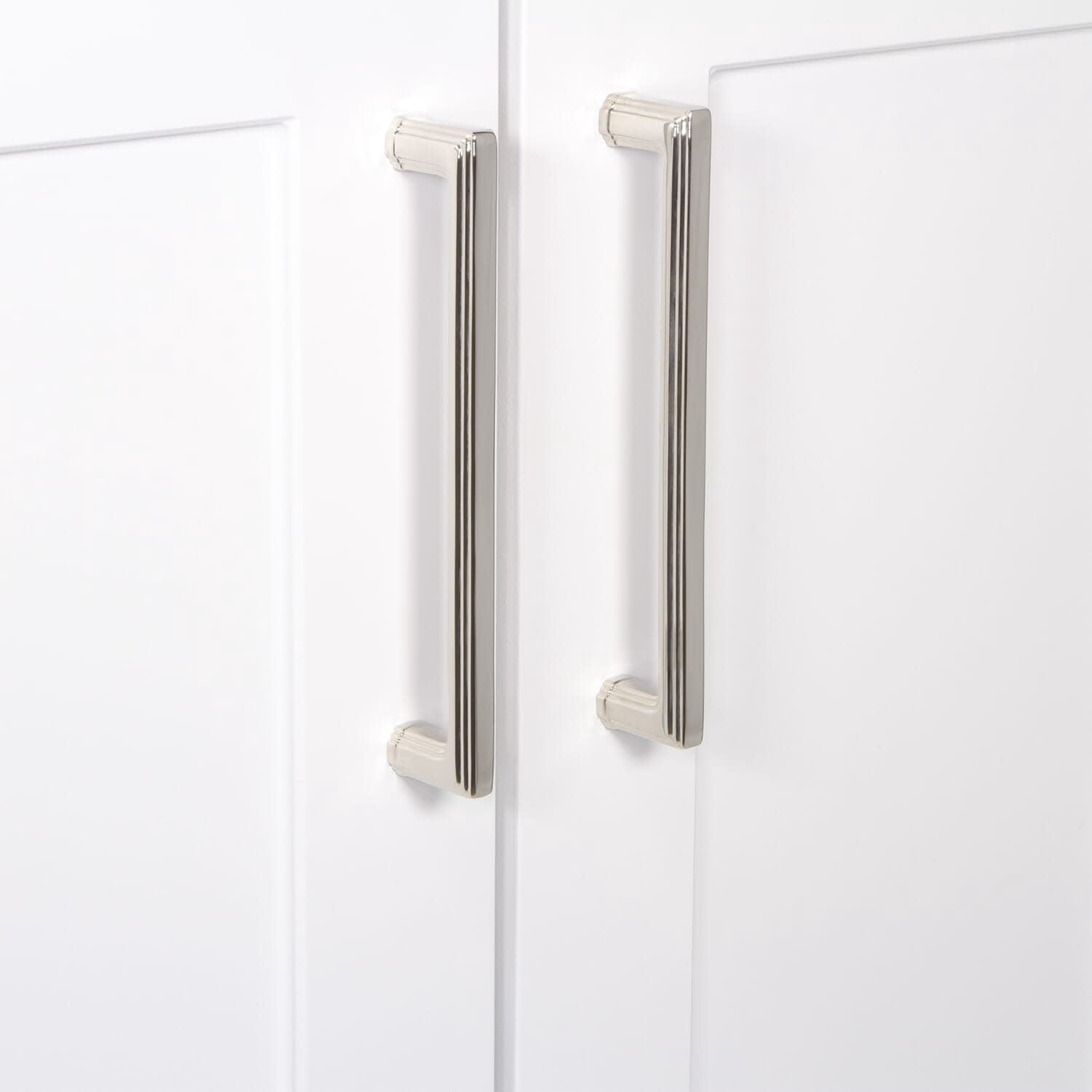 Grandeur 857396 Carre 6" Center To Center Solid Brass Cabinet Handle / Drawer Handle -