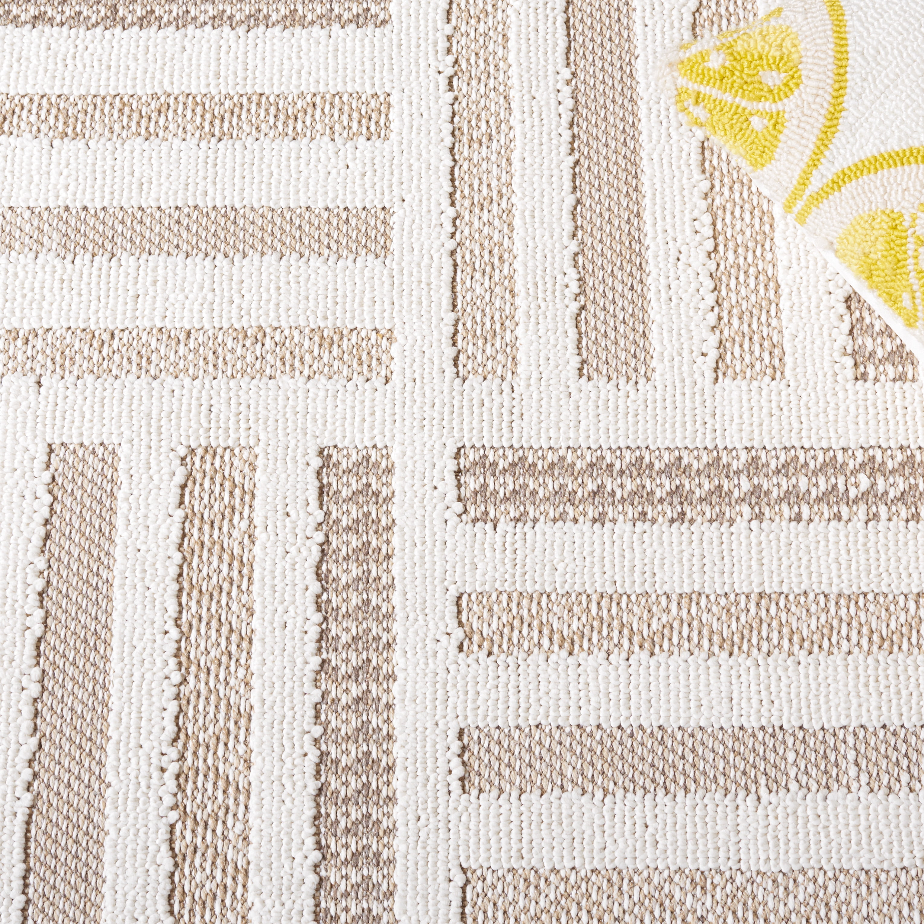 SAFAVIEH Global Bevis Geometric Area Rug, Ivory/Beige, 8' x 10'