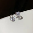 thumbnail image 2 of Pendientes de oso de circonitas asimétricas en forma de corazón con agujas de plata pendientes de moda de temperamento de alta sensación, 2 of 5