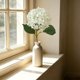 thumbnail image 2 of Flores artificiales de hortensia Ramo de hortensias artificiales para decoración del hogar Arreglo floral artificial realista para jarrón Hortensia de seda de aspecto natural para centro de mesa de, 2 of 6