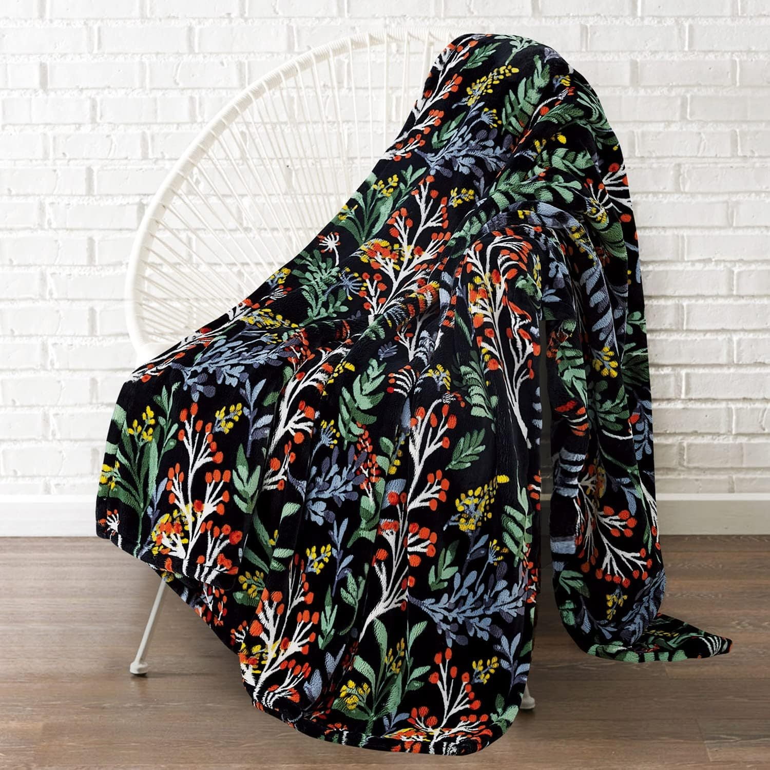 Monte and Jardin Floral Pattern Plush Blanket 60x70 inches Navy Background Walmart