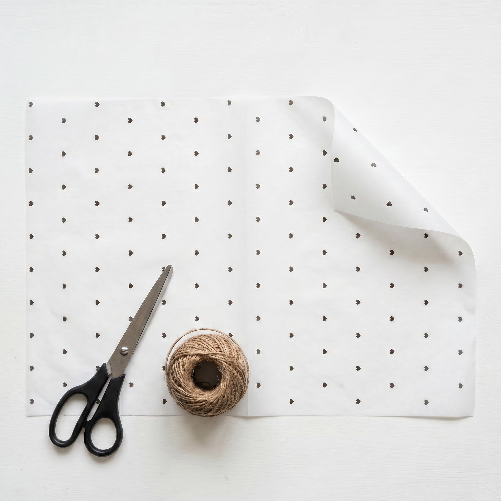 Unique Bargains 20Pcs Heart Pattern Gift Wrapping Paper White Black 27.6" x 19.7"