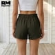thumbnail image 4 of Short Casual de Mujer Con Cordón Ajustable y Bolsillos verde oscuro Extra Grande, 4 of 5