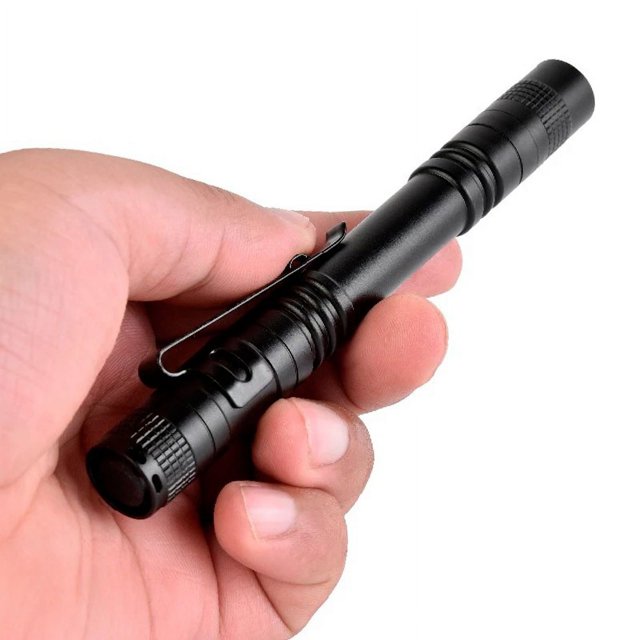 Mini linterna XPE con forma de bolígrafo, linterna LED pequeña con clip, número 7, color morado, batería seca AAA