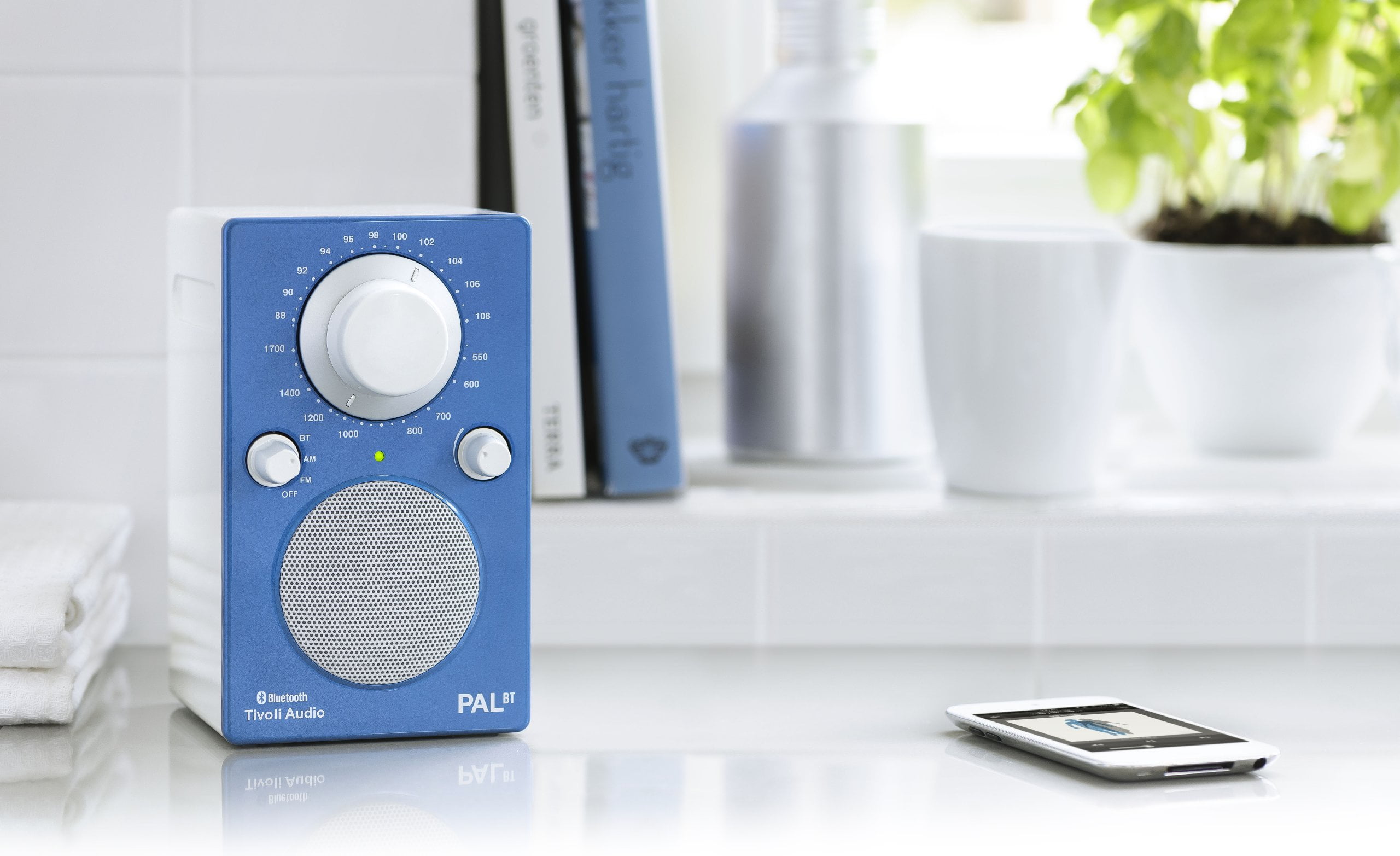 Tivoli Audio Pal BT Portable Blue Bluetooth Radio 29.53 ft Wireless