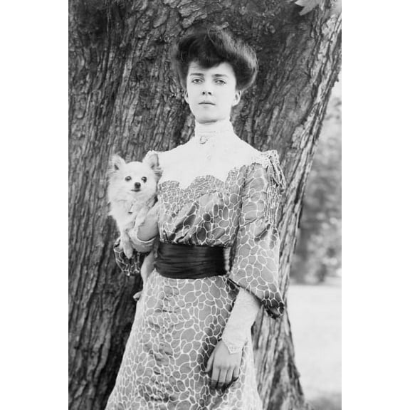 Print: Alice Roosevelt Longworth, Three-Quarter Length Portrait, Standing