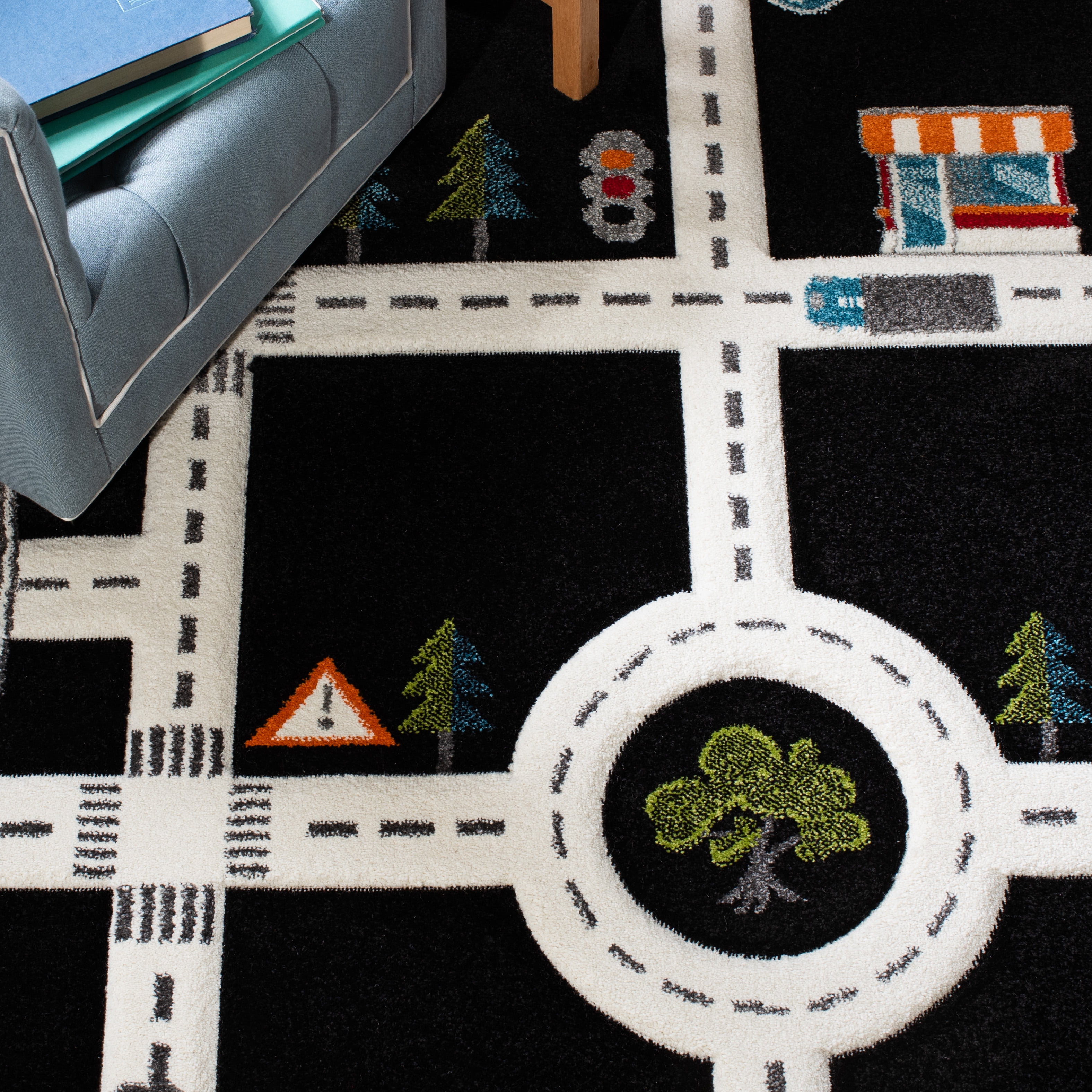 SAFAVIEH Carousel Kids Devan Train Track Area Rug, Black/Ivory, 6'7" x 6'7" Round