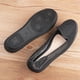 thumbnail image 3 of GOOHOCHY Zapatos de playa, transpirables, frescos, duraderos, simples, huecos, de plástico, planos, planos, de ocio para exteriores (negro, 36 yardas), 3 of 7