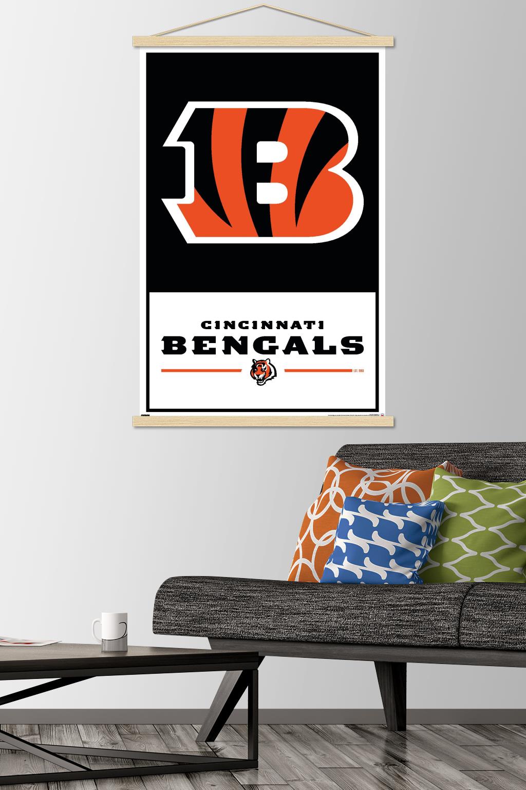 NFL Cincinnati Bengals - Logo 21 Wall Poster with Wooden Magnetic Frame, 22.375" x 34"