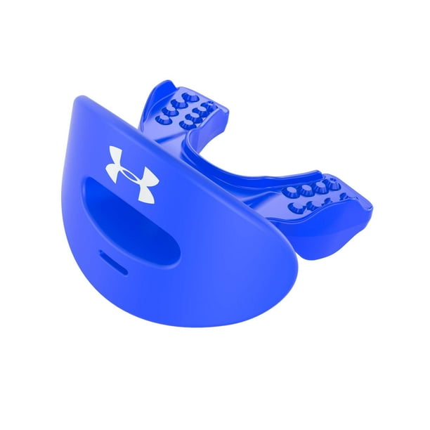 Protector bucal de fútbol Under Armour con correa