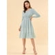thumbnail image 3 of Vestido a media pierna con cuello en V y estampado floral con cintura fruncida Floral Blanco-Azul M, 3 of 6