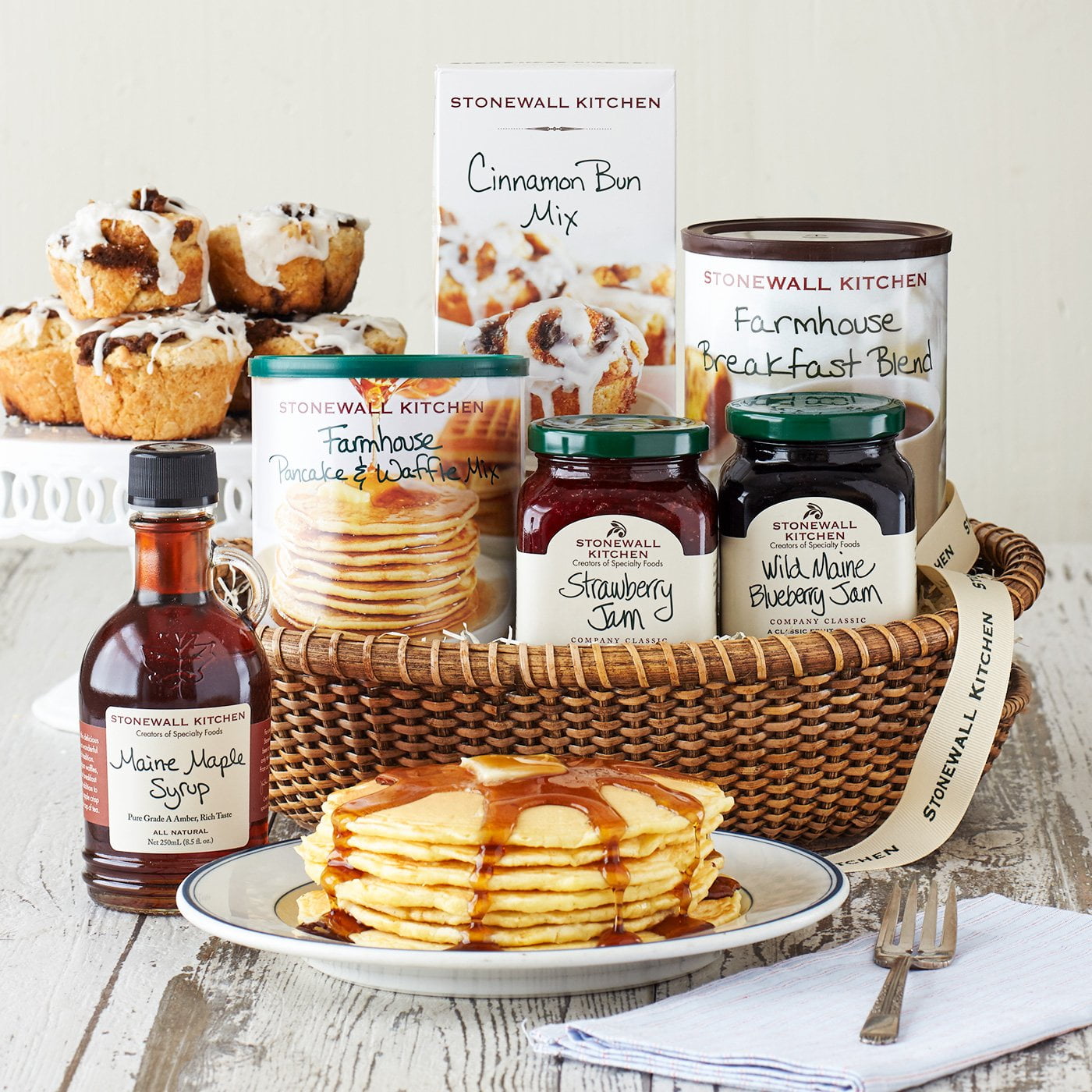Stonewall Kitchen New England Breakfast 6 Piece Gift Basket