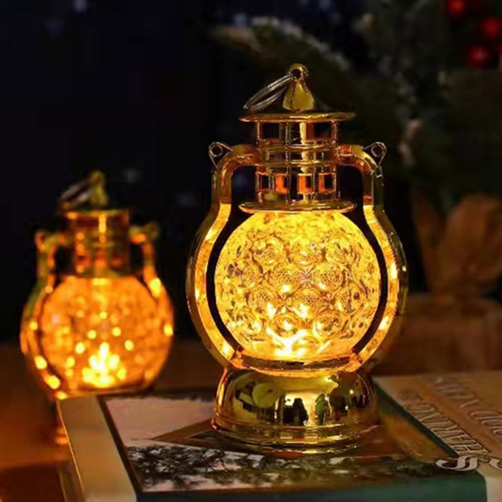 Travelwant Lantern with LED,Battery Included,Decorative Hanging Lantern,Christmas Decorative