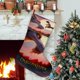 thumbnail image 1 of Guardián del Dragón Tema: Calcetines de Navidad, fino lino blanco para colgar en escaleras y chimenea, decoración navideña para el hogar, regalo de Navidad.54cm×38cm, 1 of 5