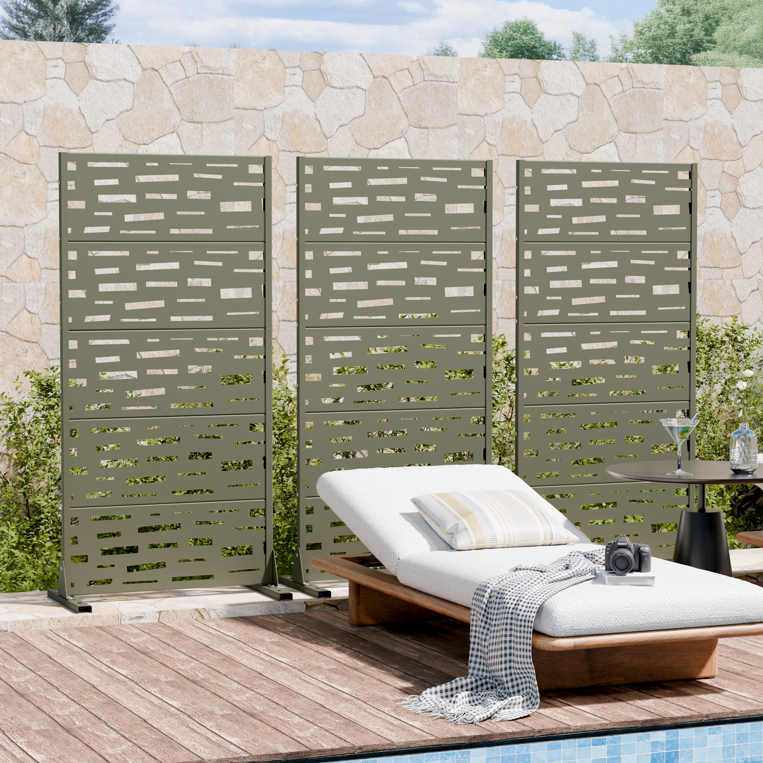 Metal Outdoor Privacy Screen
