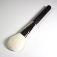 thumbnail image 3 of MAC 135S Large Flat Powder Brush Ultra-soft Synthetic Fibre Blush Brush ORIGINAL, 3 of 3